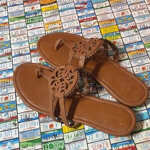 Circus by Sam Edelman Brown Cutout Thong Sandals – Women’s Size 9M